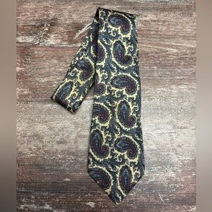 Kenneth Roberts VGUC Paisley Silk Tie Made In USA 100% Italian Silk